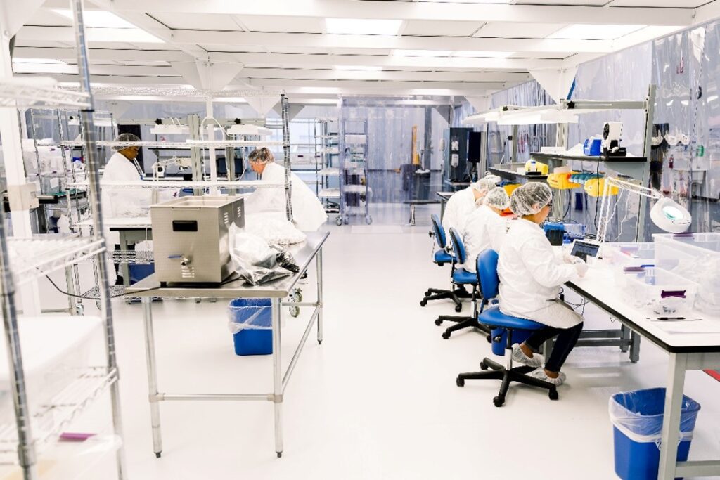 cleanroom manufacturing facility for medical devices